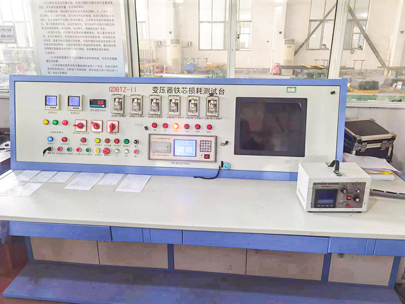 Banco di prova completo delle prestazioni Iron Core